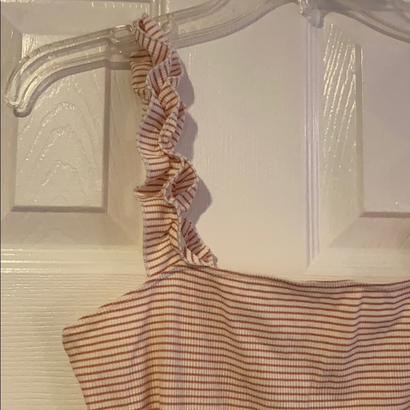 NEW ruffle strap bodysuit - Picture 2 of 5